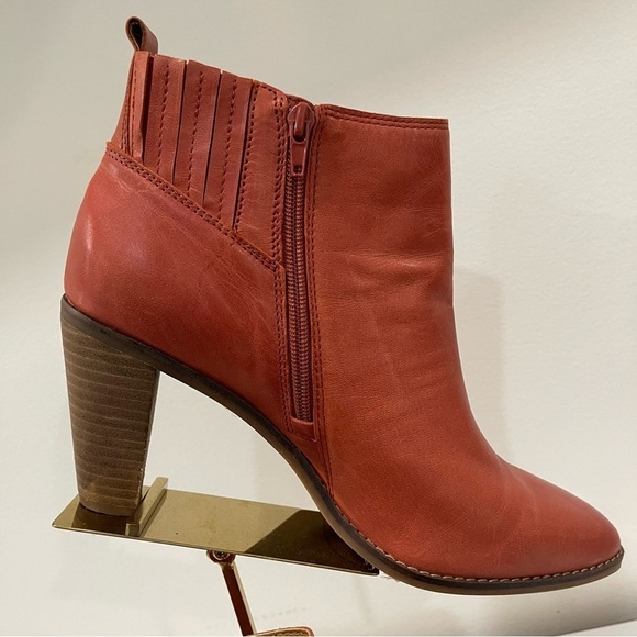 Lucky Brand LK- Nesly Boot in Picante Bewell in Size 12 - Picture 6 of 10
